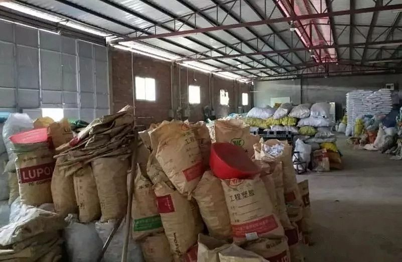 ���ƺ��d�F�V�ϳ������S(ch��ng)�һ����S(ch��ng)��Ⱦ�h(hu��n)�����ϰ�T���������C(j��)�P(gu��n)һ偶��ߣ���߫@��7��!