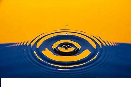 �������w�W(w��ng)�����ϏS��(li��n)�χ�(gu��)����ˮ�YԴ�l(f��)չ��(b��o)�棺�Uˮ���µĺڽ���?